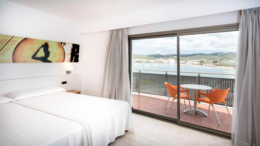 Superior Double Room Sea View 